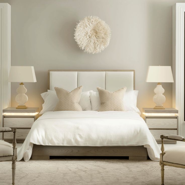 ترکیب رنگ کرم و طوسی در دکوراسیون اتاق خواب